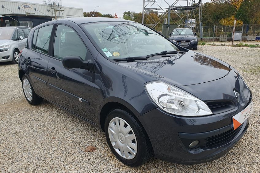 Renault Clio 3 Renault Clio 3 1,4 98ch